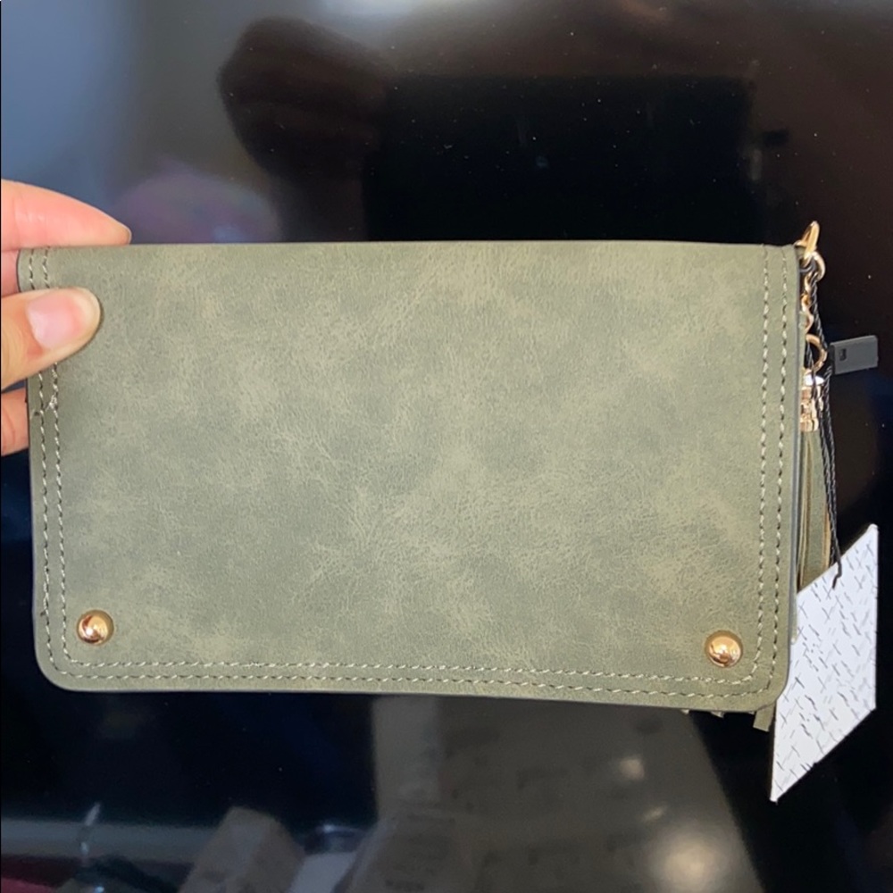 ARMY GREEN WALLET 😍